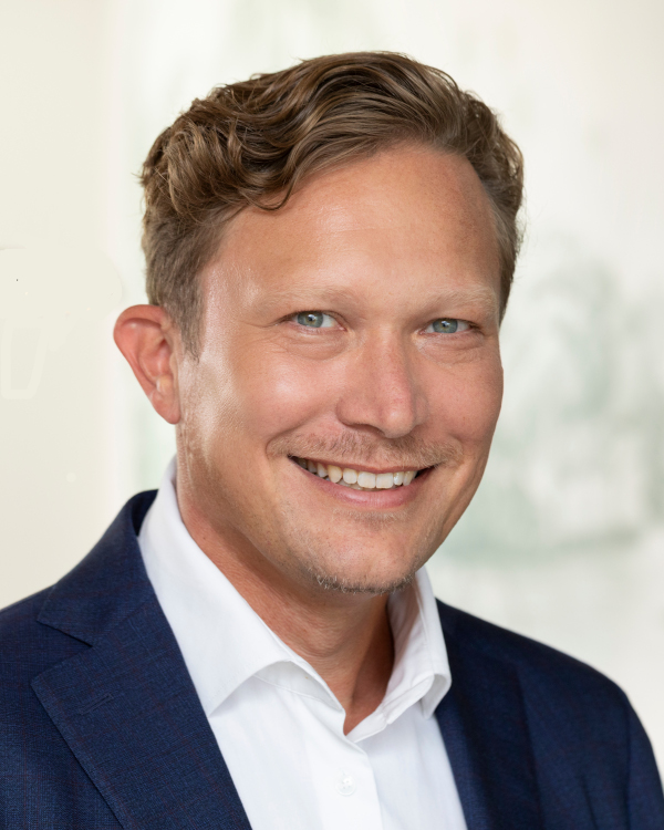 Porträt von Simon Frank